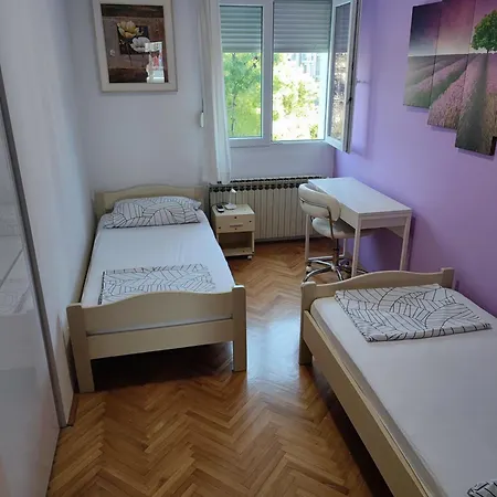 Maja Apartamento *