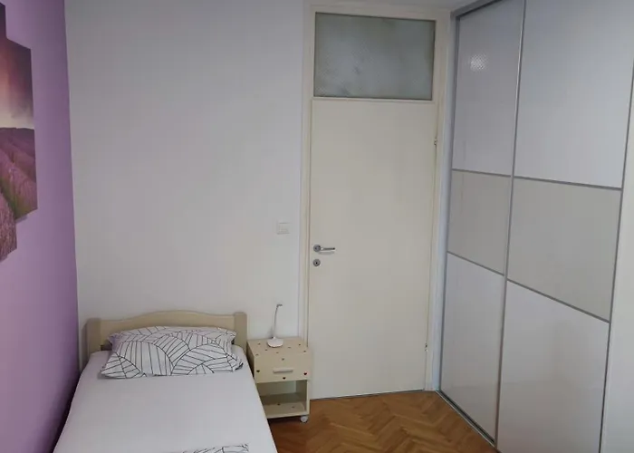 Apartman Maja *